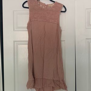 Beautiful light pink dress with open back!